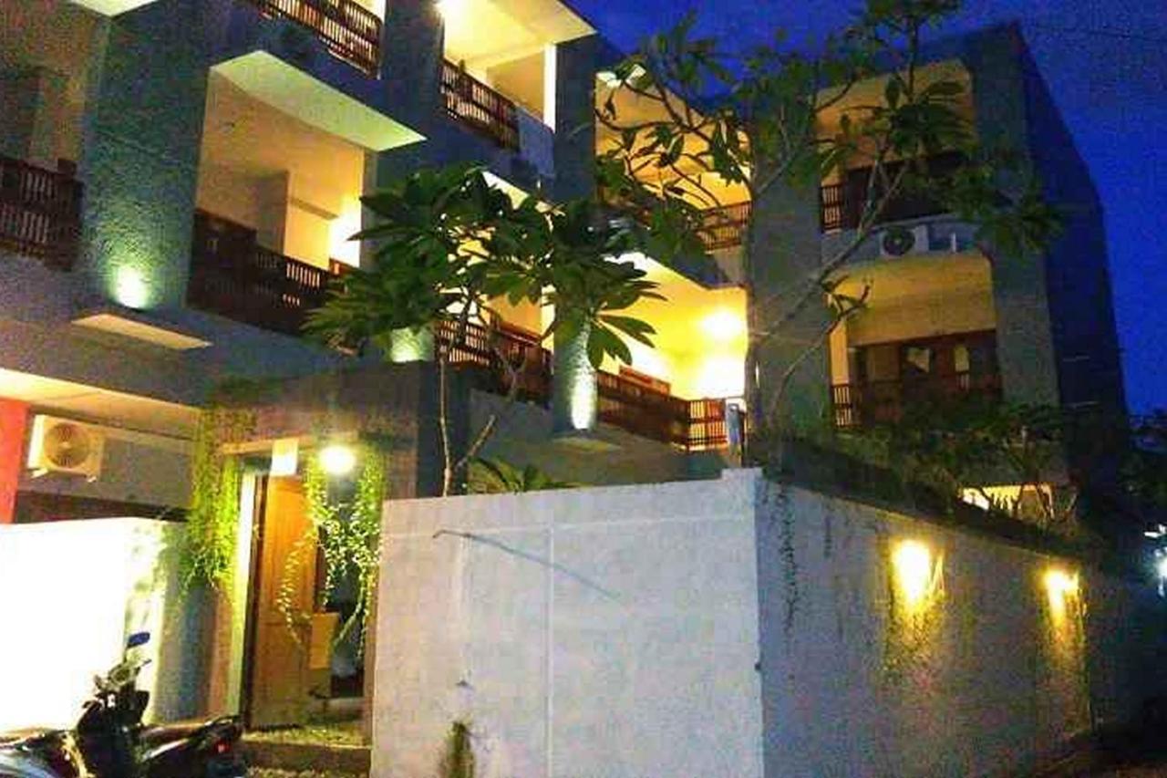 RedDoorz At Kerobokan Seminyak 2 Luaran gambar