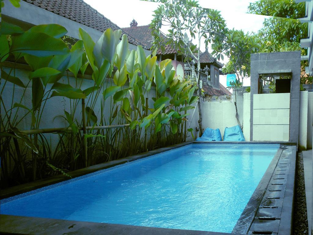 RedDoorz At Kerobokan Seminyak 2 Luaran gambar