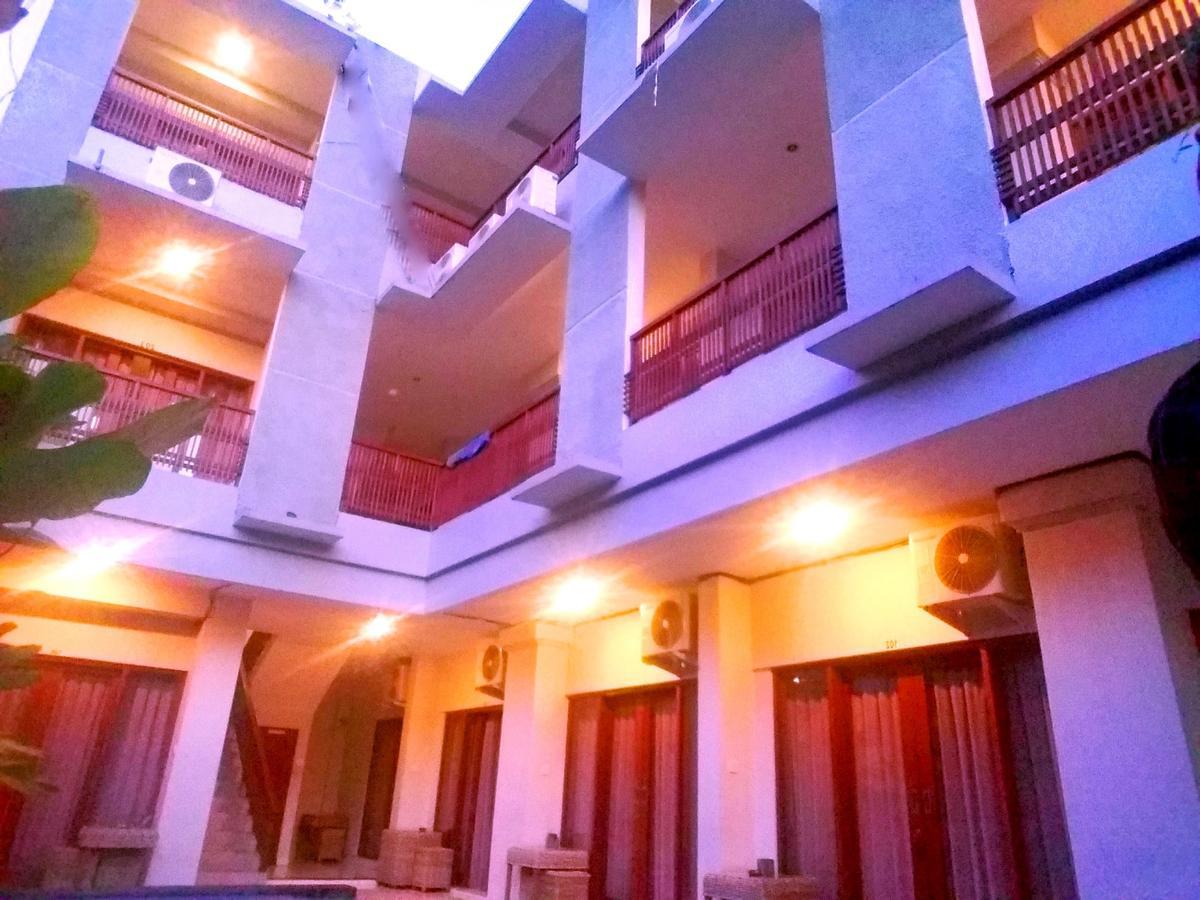 RedDoorz At Kerobokan Seminyak 2 Luaran gambar