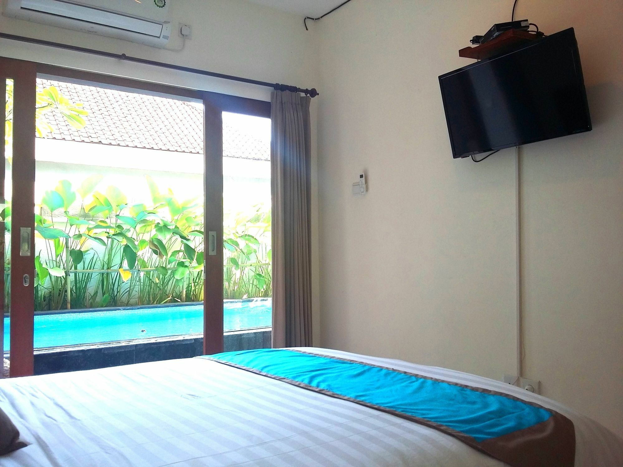 RedDoorz At Kerobokan Seminyak 2 Luaran gambar