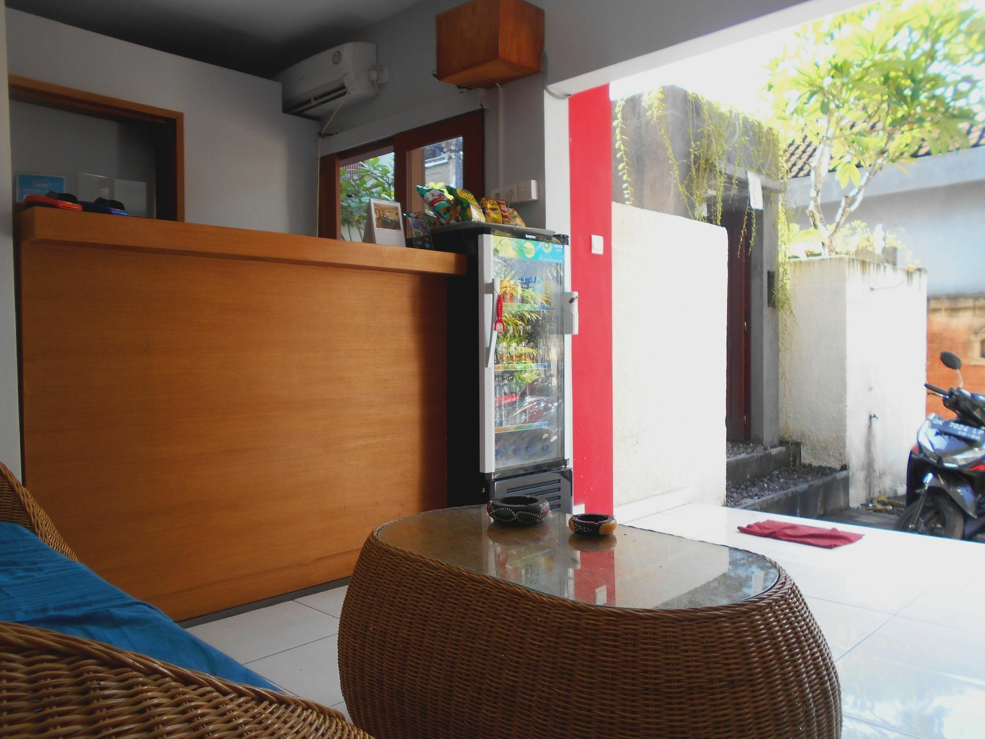 RedDoorz At Kerobokan Seminyak 2 Luaran gambar