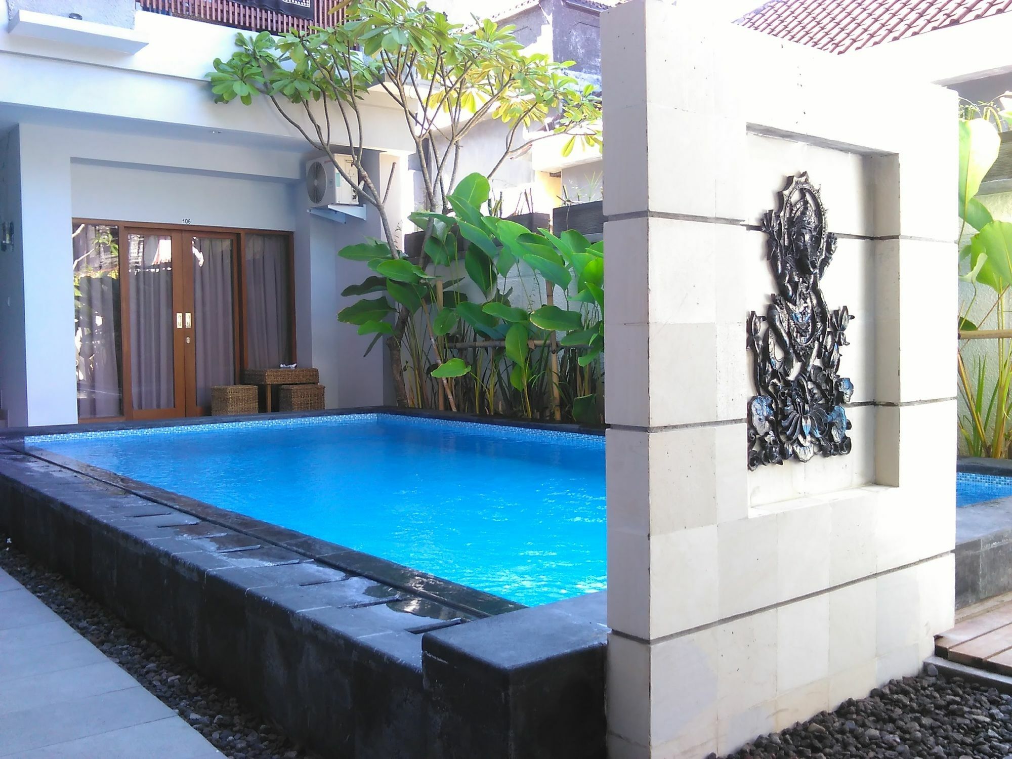 RedDoorz At Kerobokan Seminyak 2 Luaran gambar