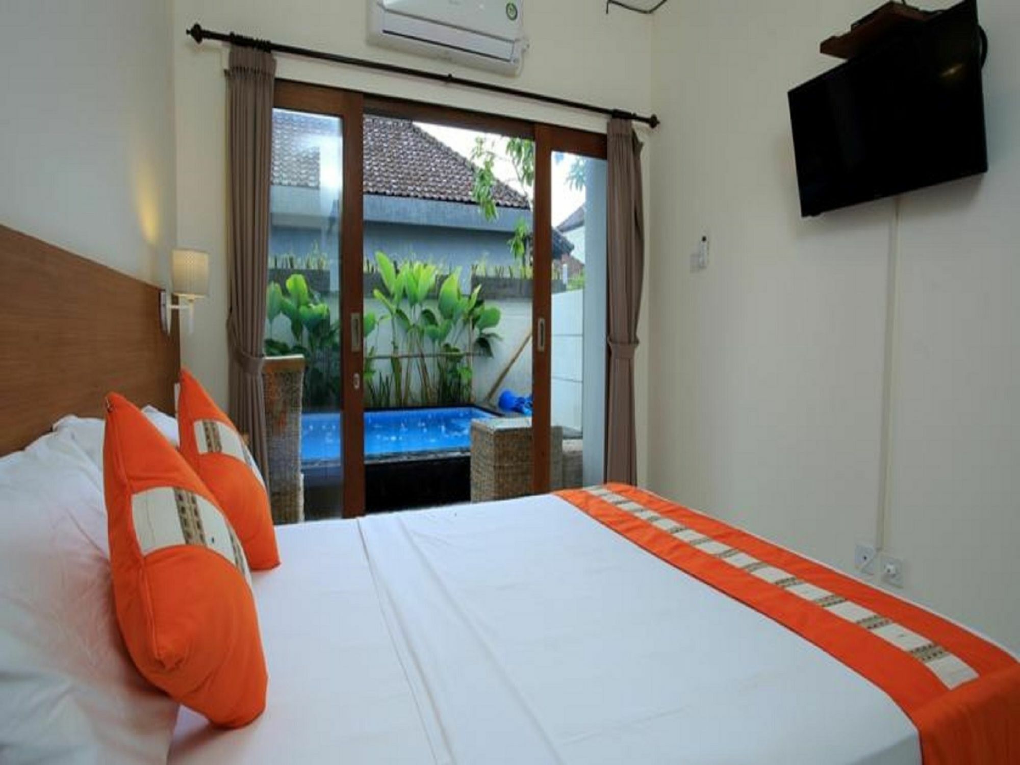 RedDoorz At Kerobokan Seminyak 2 Luaran gambar